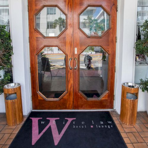 Whitelaw Hotel
