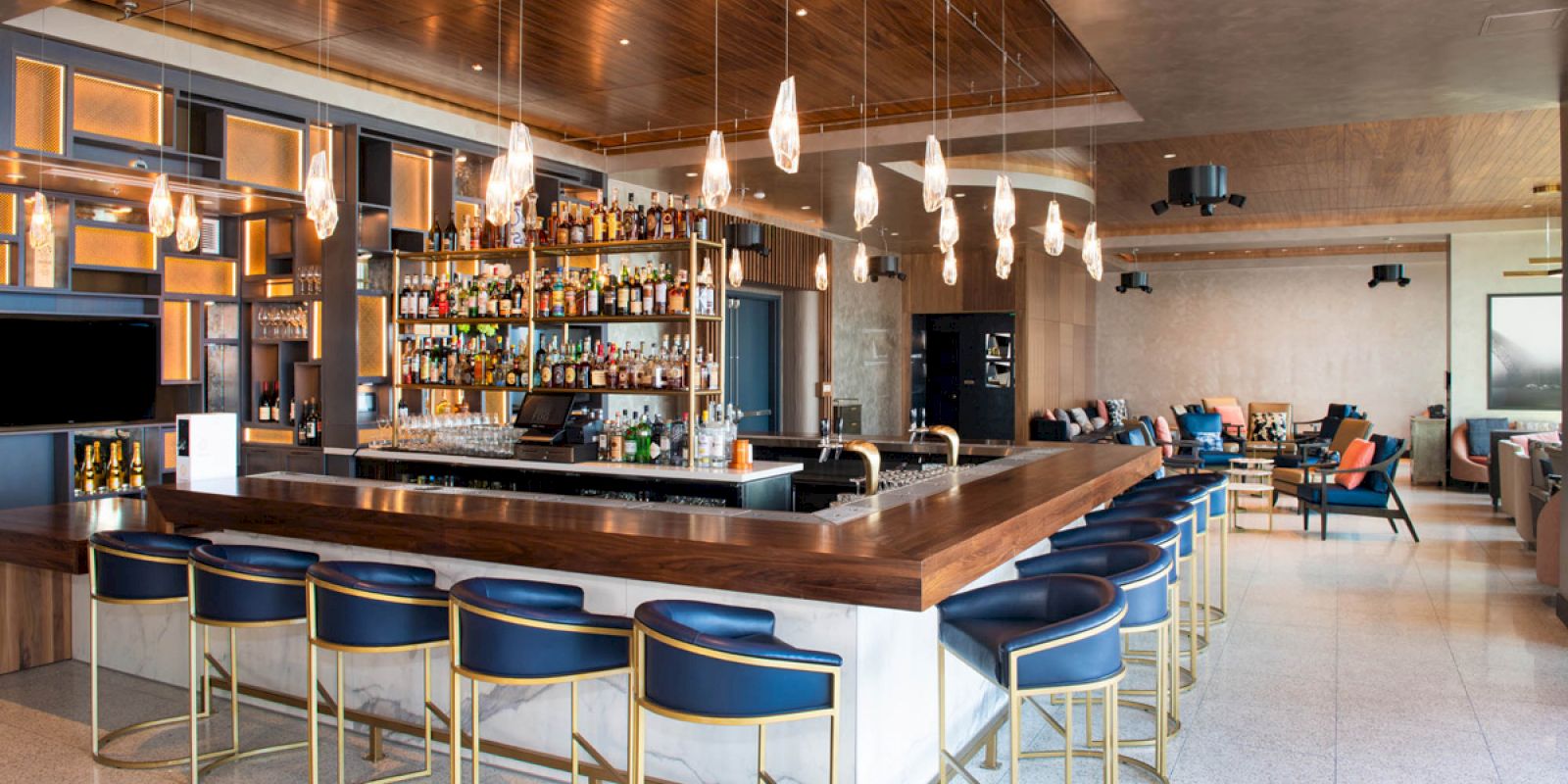 Whitelaw Hotel