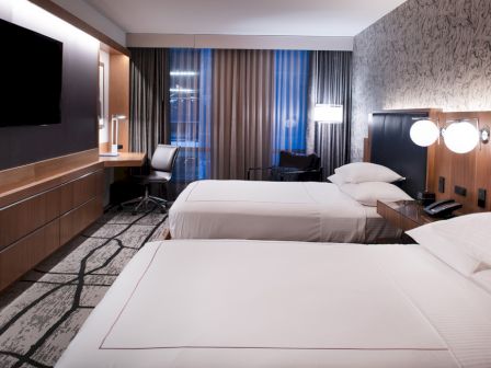 Whitelaw Hotel