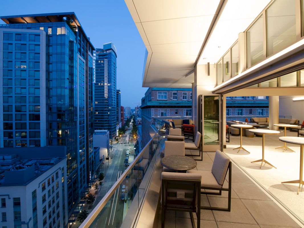 Whitelaw Hotel