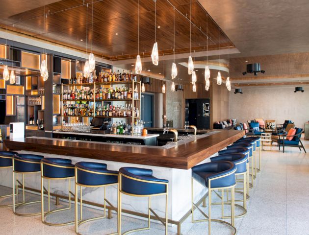 Whitelaw Hotel
